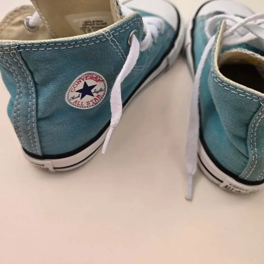 Converse classic style